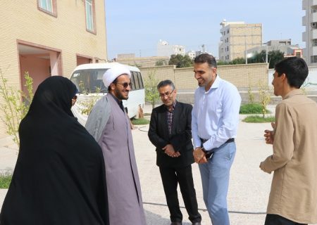 بازدید مدیرکل تبلیغات اسلامی هرمزگان از دبیرستاهای صدرای دخترانه و پسرانه بندرعباس