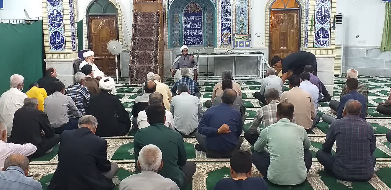 مراسم شهادت امام جعفر صادق (ع) با سخنرانی حجت الاسلام والمسلمین حقانی مدیر کل تبلیغات اسلامی هرمزگان در شهرستان رودان برگزار شد.