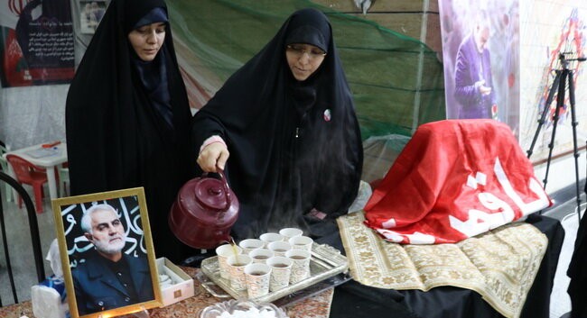 دختران حاج‌قاسم میزبان عزاداران حسینی‌ هستند